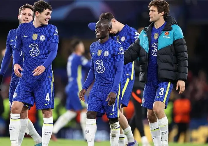 关于本菲卡今夜刷新队史纪录，志在荷甲名次提升，质疑声仍在，身体对抗强度拉满的信息