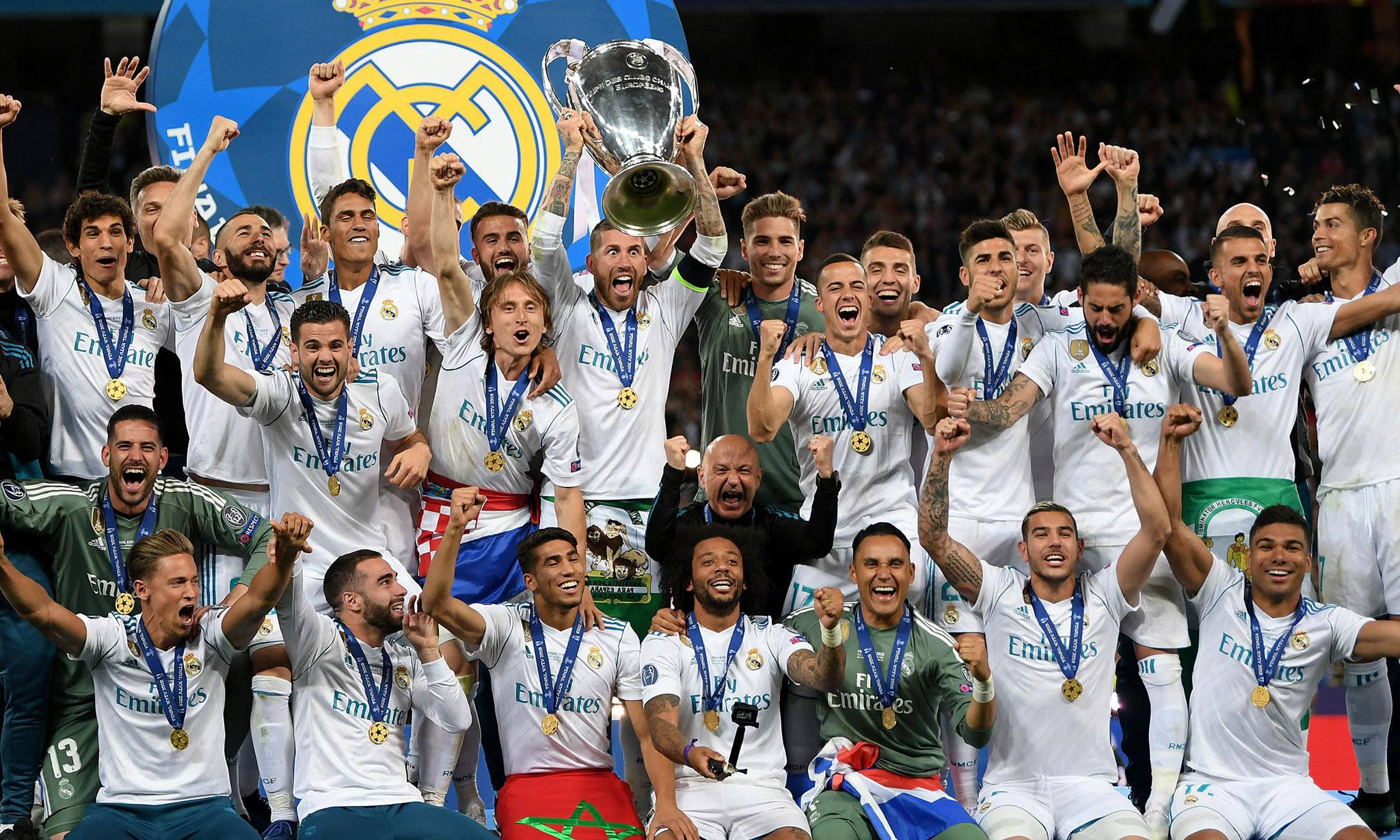 包含离谱！莱比锡止住颓势备战社区盾转会期浙江队调整名单以备欧超杯，集结日底特律活塞备战中超的词条